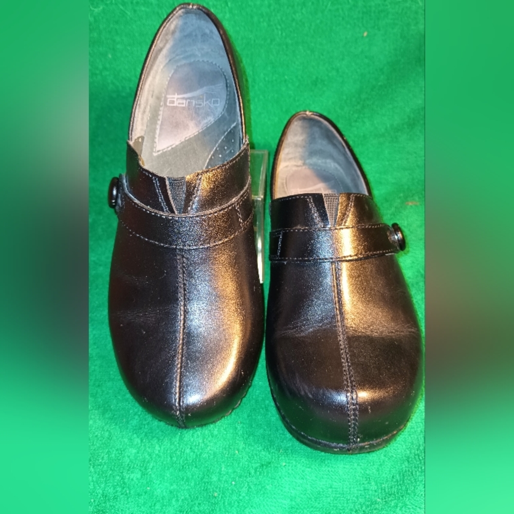 Dansko Black Professional Leather Clog Slip On Shoes  Size 6 / 36